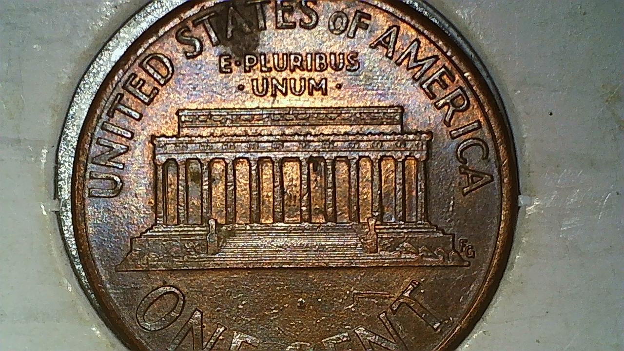 1-St-One-Is-A-1992-D-Penny-With-Die-Break-Looks-Like-A-Splitting-Headache