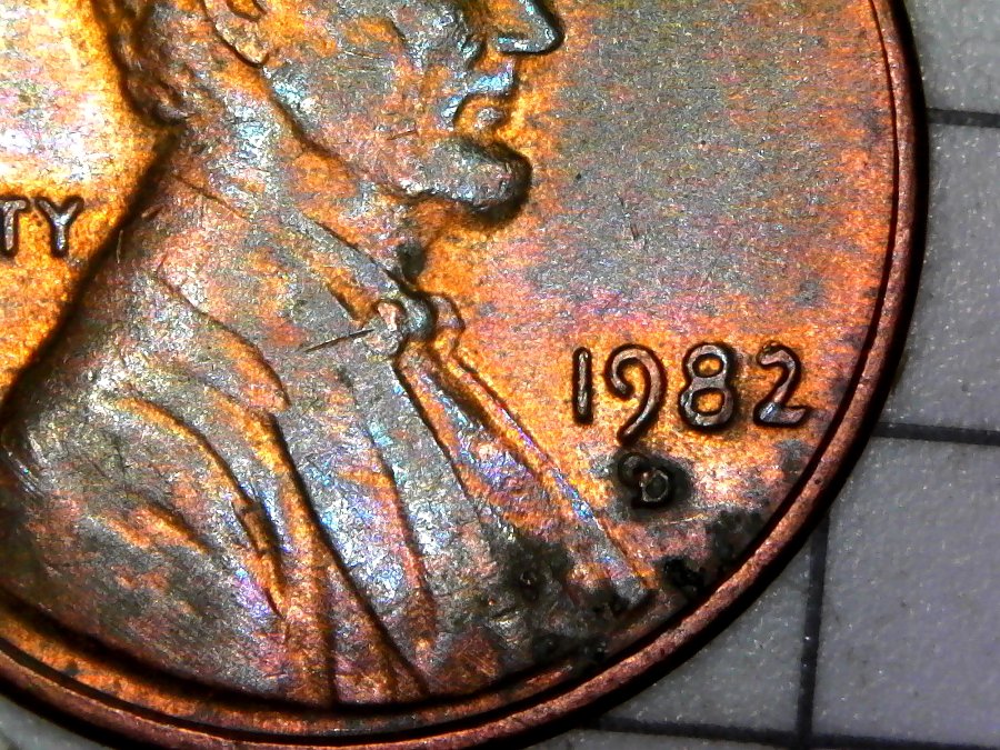1982-D-Penny-What-Is-This-Over-Top-Of-The-Mint-Mark?