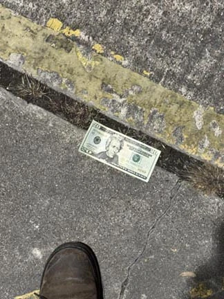 Post-Your-Stories-&-Pix-Of-Found-Money
