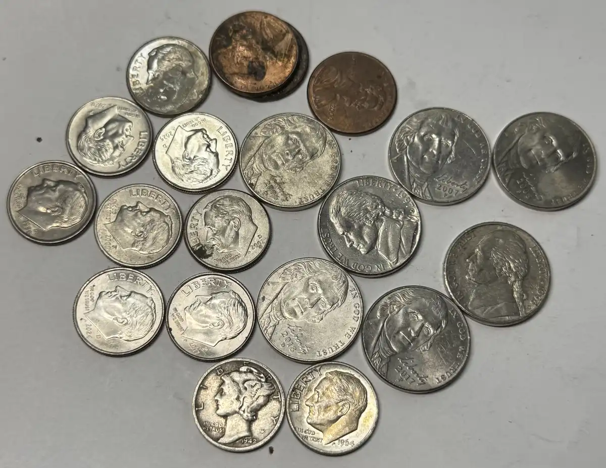 Coinstar-Finds!-Including-Bank-Counters-And-Other-Machines