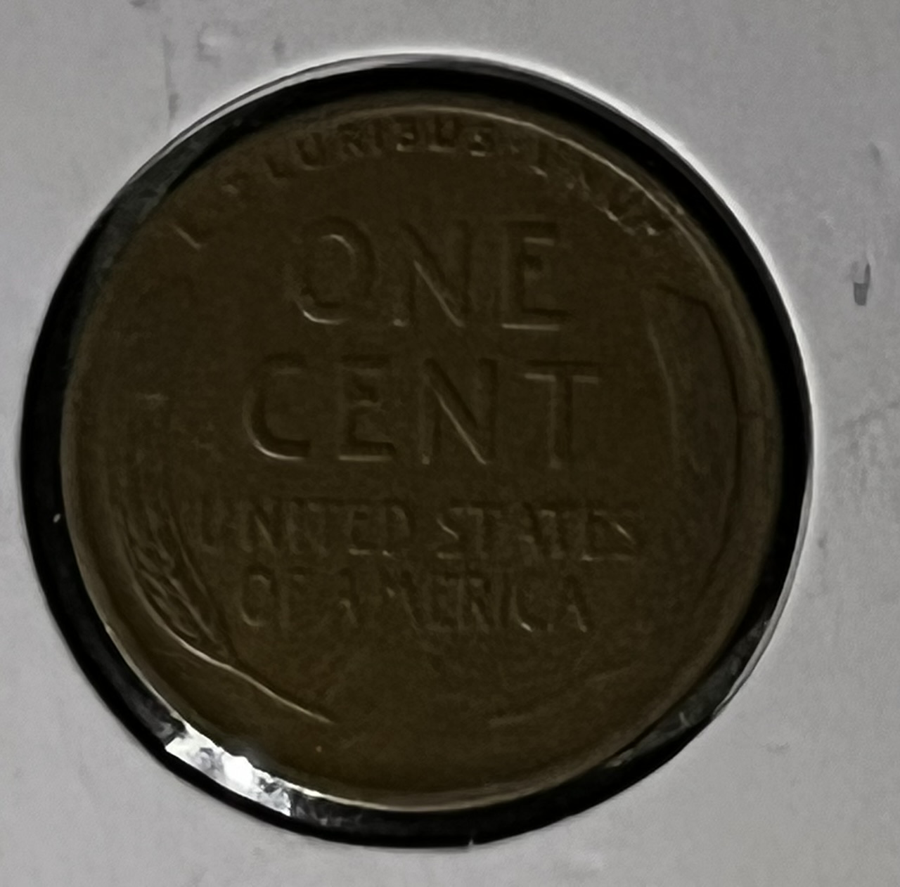 Is-This-1931-S-Penny-Worth-Sending-To-Pgcs-Damage/Different-Color-On-Reverse-Caused-By-Lighting