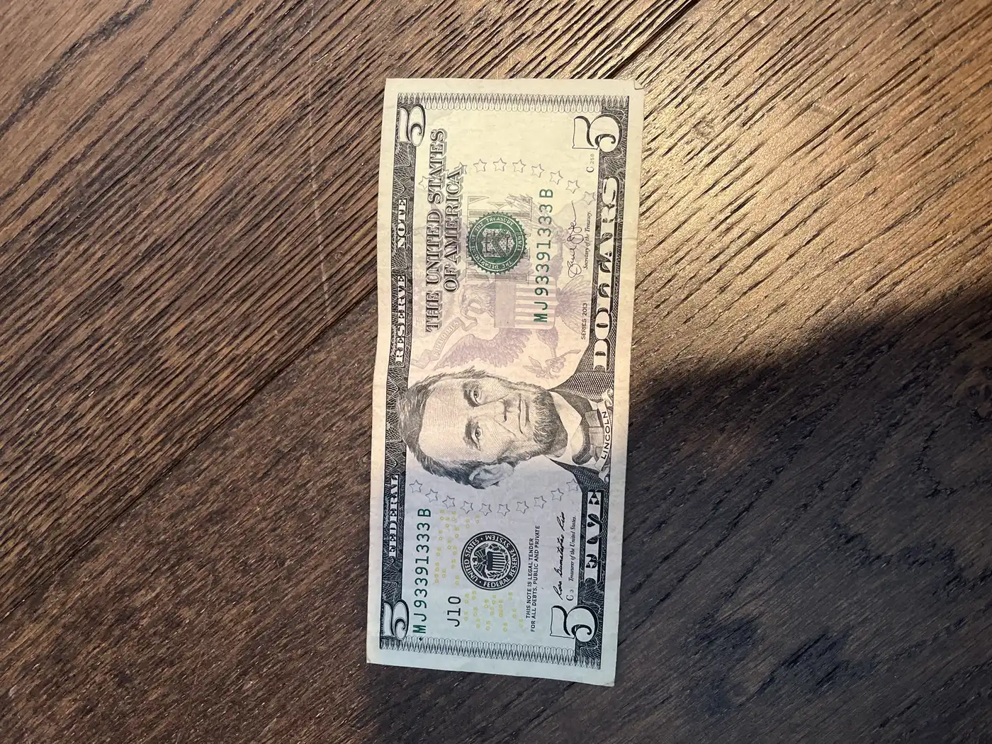 2013-$5-Bill-Do-U-Think-It-Has-A-Rare-Serial-Number