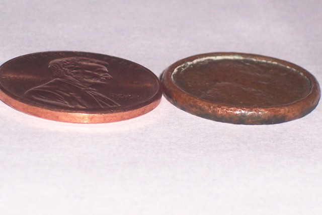 Unusual-Dime-Sized-1998-Wheat-Cent