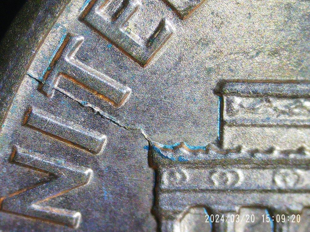 1992-Penny-Lightning-Strike-Die-Crack?