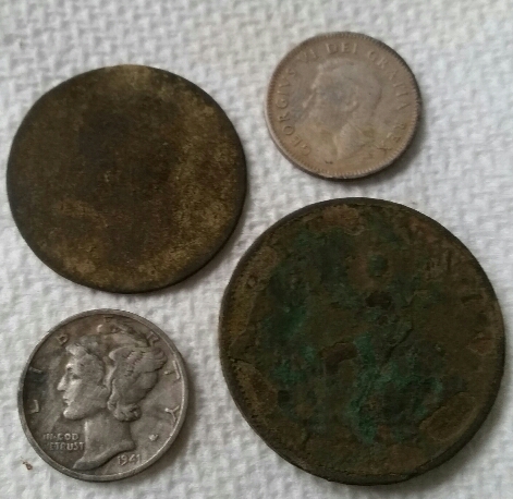 Three-Georges-And-A-Mercury