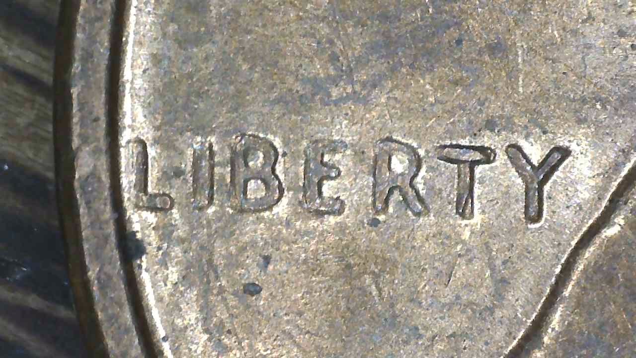 1972-D-Lincoln-Memorial-Cent-Machine-Doubling?