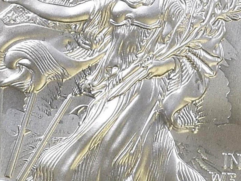 2021-Silver-Eagle-With-Clashing