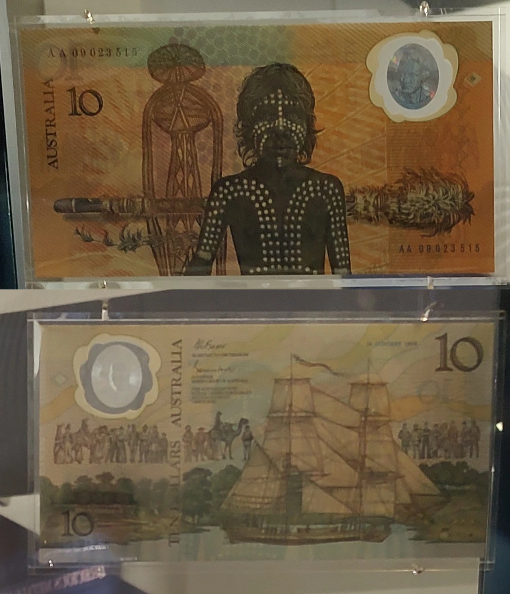 World-Banknotes-At-The-Smithsonian