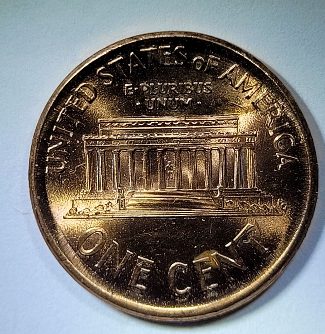 2000-Cent-Broad-Struck