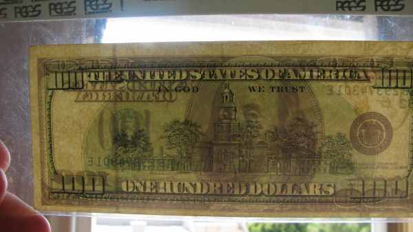 Found-A-$20-Bill-With-What-Appears-To-Be-A-Miss-Printed-Water-Marks.