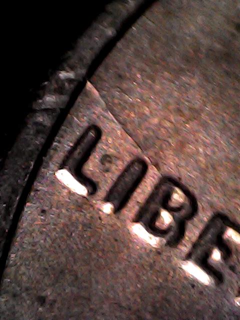 Struck-In-Or-Progressing-Crack-2022-Cent