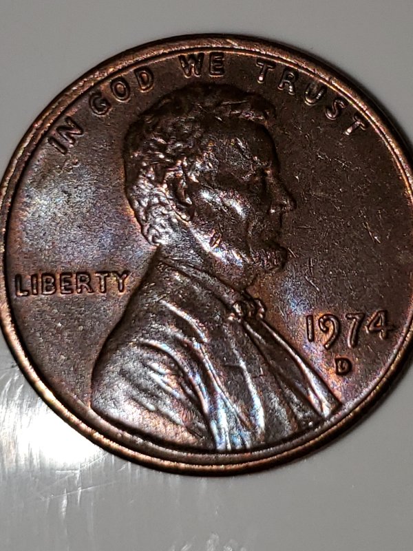 1974-D-Lincoln-Penny-With-A-Line-Stamped-In-Bottom-Of-Lettering-On-Reverse-Side.