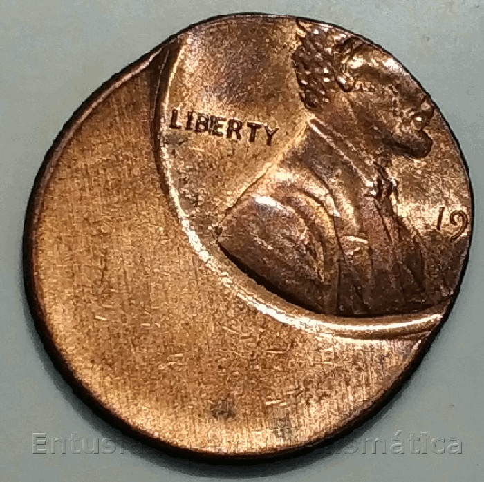1-Cent,-Lincoln-Memorial-Off-Center