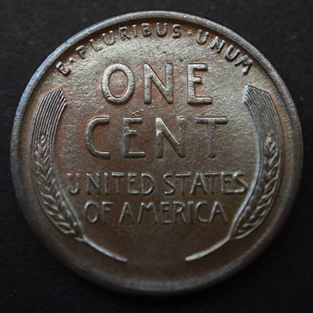 1912-D-Lincoln-Wheat-With-A-Metallic-Petrol-Brown-Tone.