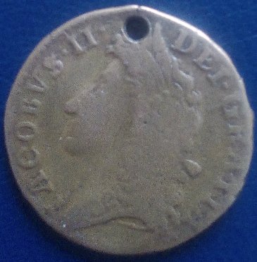 New-Discovery?-Ireland-Gun-Money-1690-Crown-KM#103.1