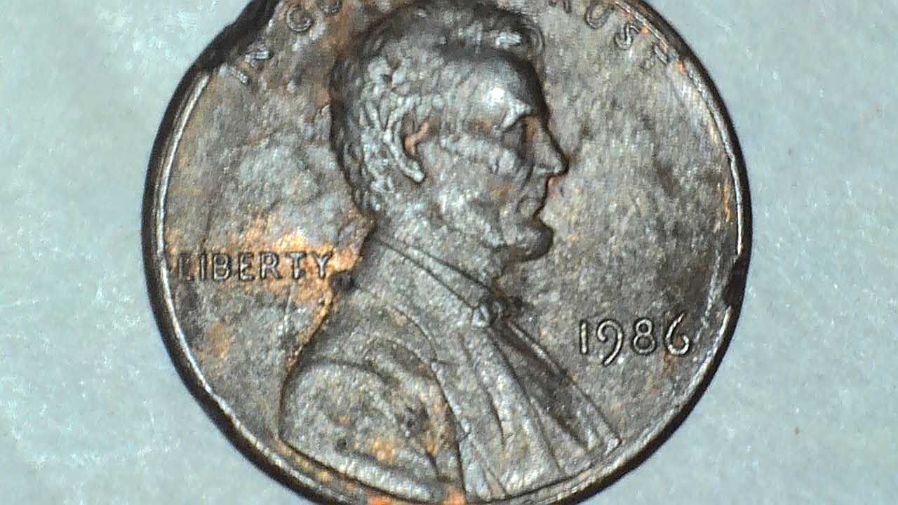 19?-Lincoln-Wheat,-Lamination-Issue-Or-Post-Mint-Damage?