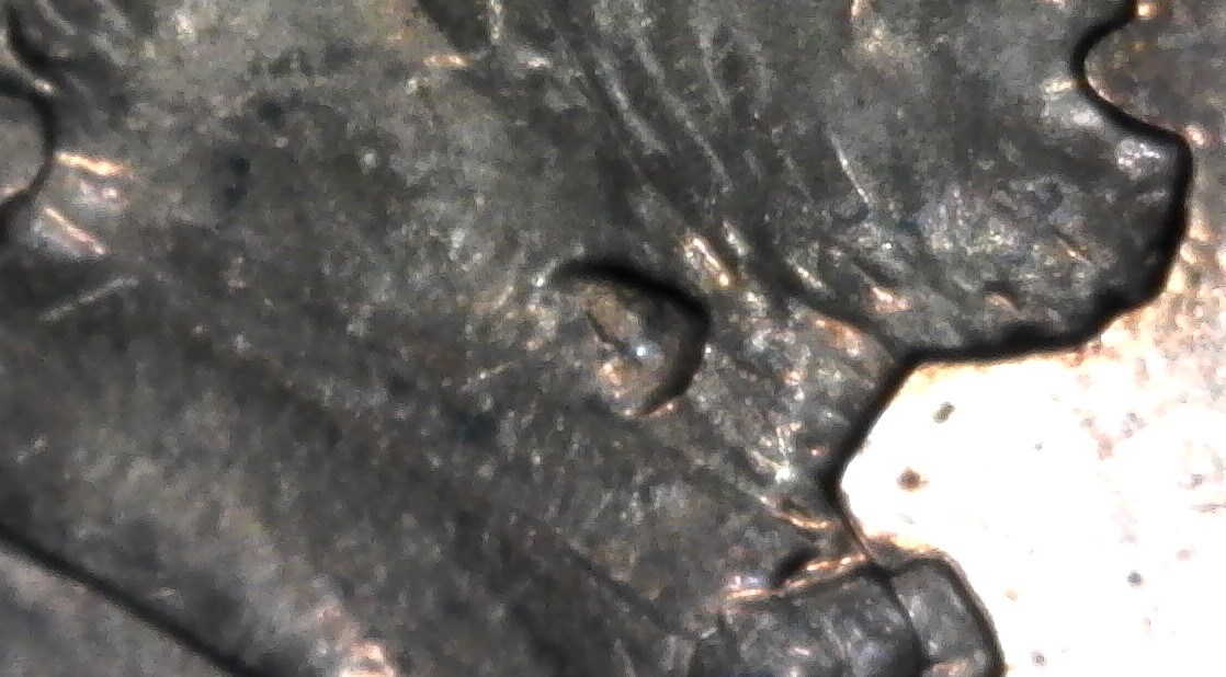 1999-D-Lincoln-Neck-Error