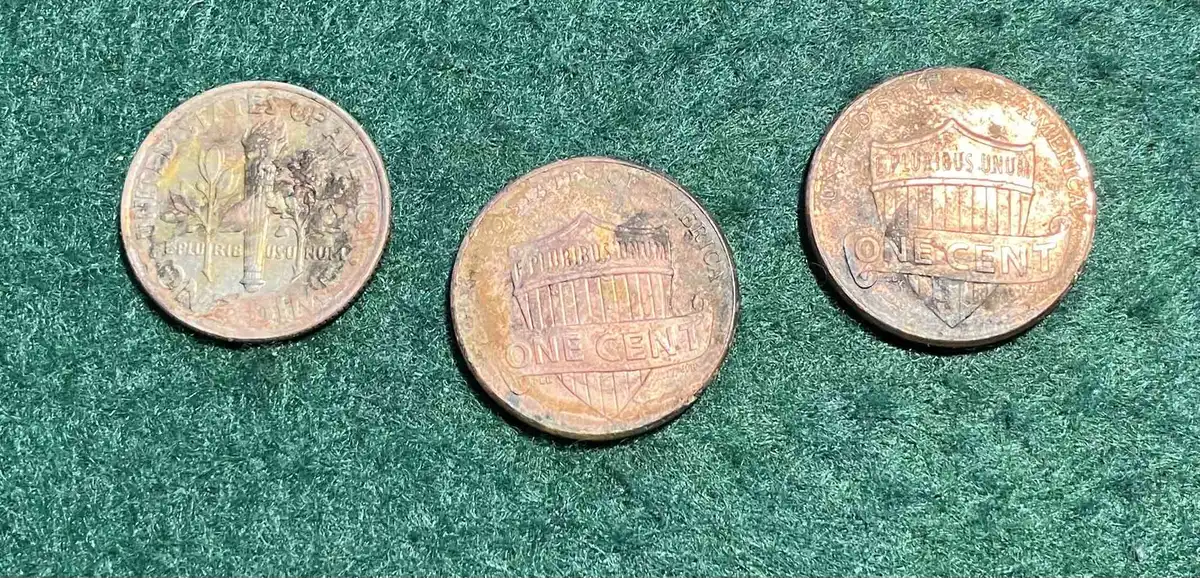 How-To-Unstick-Stuck-Coins?-Dime,-Two-Pennies