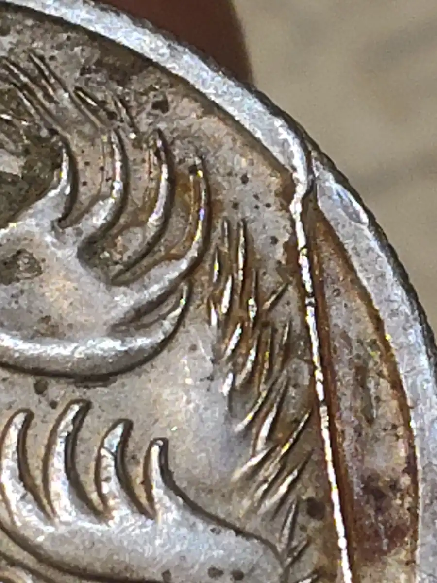2001-5c-Coin-With-A-Line-Across-It