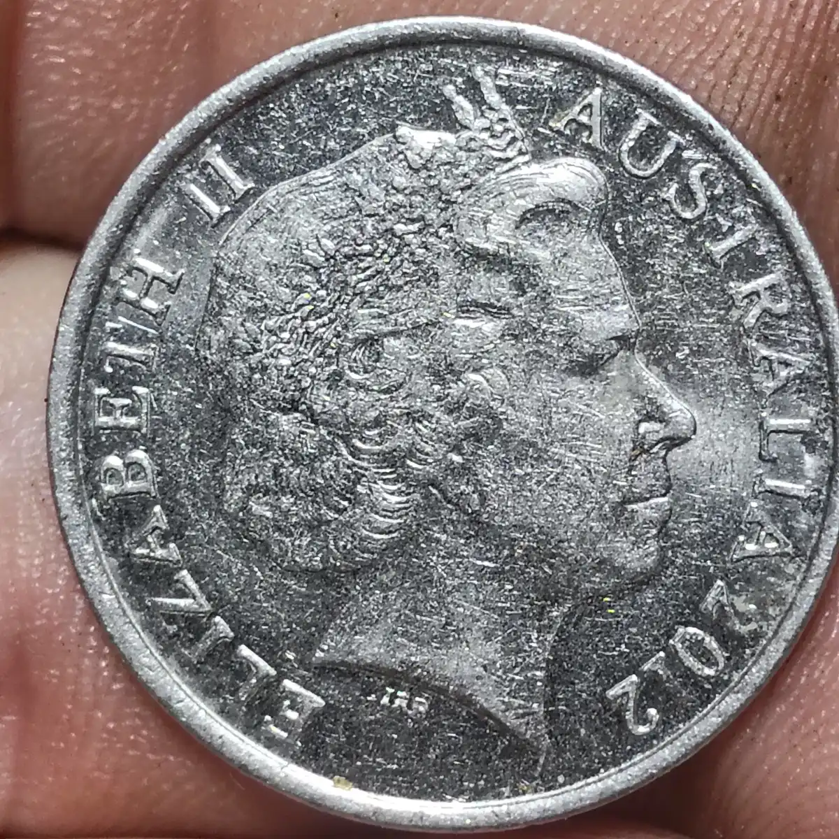 Various-10c-Coins-Missing-Parts-Of-Tails