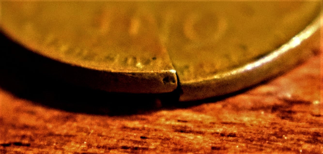 1944-Wheat-Cent.-A-Head-Scratching-Anomaly,-Open-To-Interpretation.