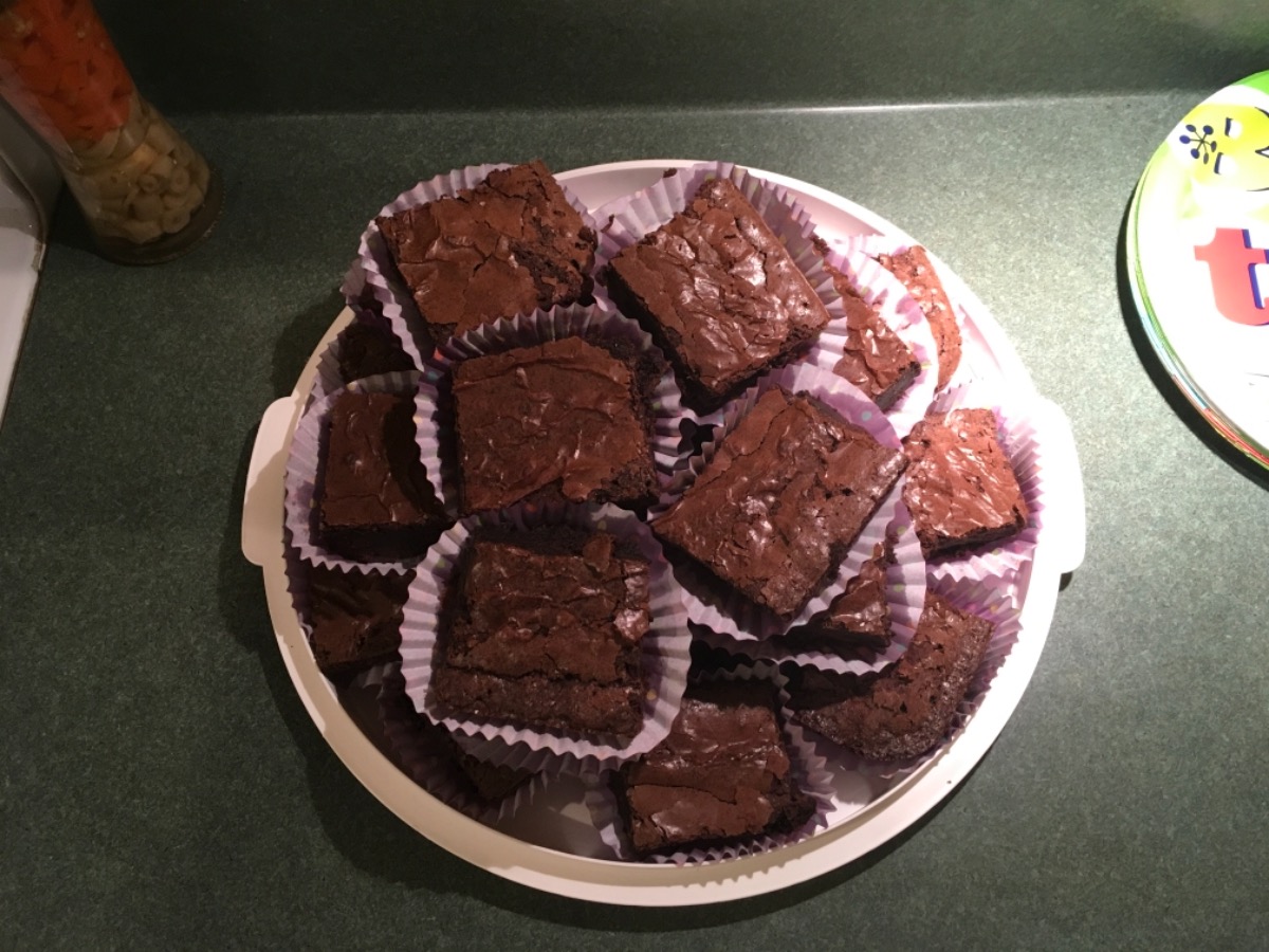 Post-Your-Lustrous-Brownies!