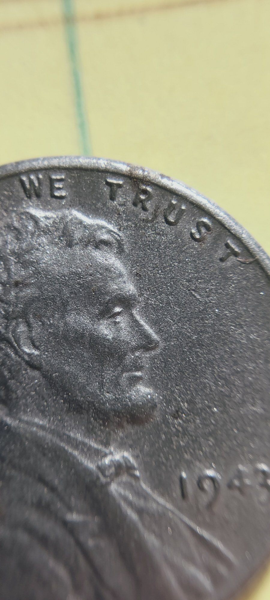 1943-Lincoln-Steel-Penny.-Dye-Crack-Or-Split-Dye?-Lamination-Issue-Also?-What-Y'all-Think?