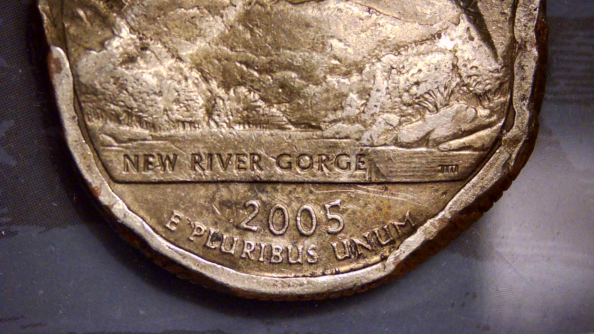 2005-P-West-Virginia-State-Quarter,-Pre-Mint-Damage?