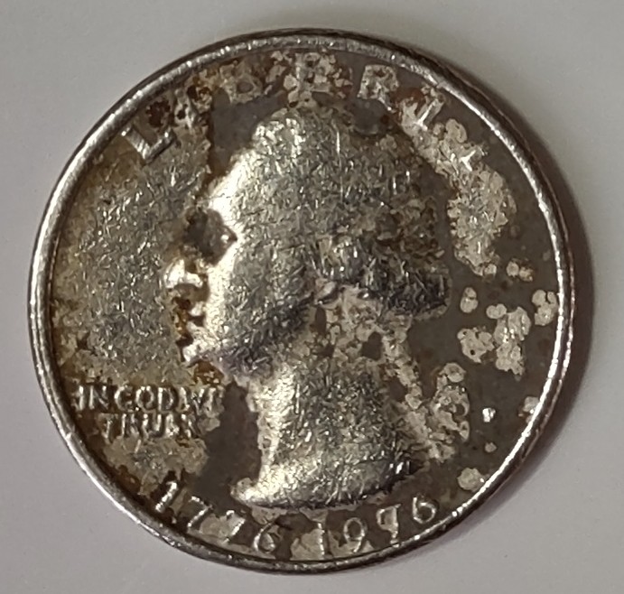 What-Is-This-Black-Junk-On-A-Coin-About?-Its-A-1976-Bicentennial-Quarter