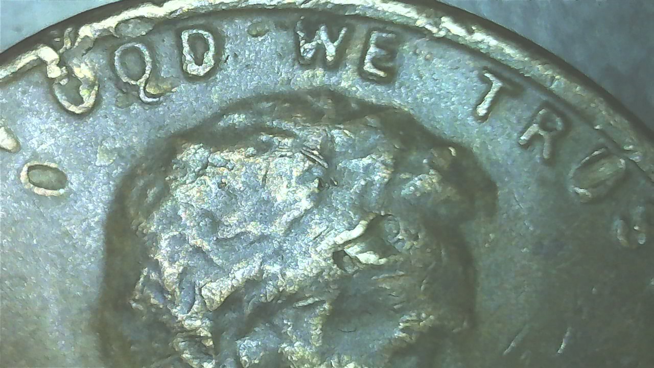 1982-Lrg.-Date-Copper-Lincoln-Cent-W/-Remnants
