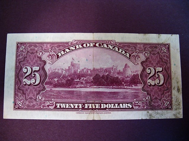 Banknotes-For-Grading---1935-Bofc-25$-&-1935-RBc-$10