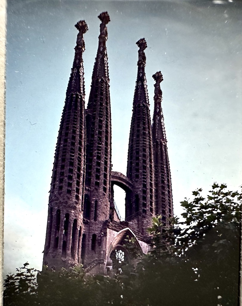 Post-Your-Coins-Depicting-Places!