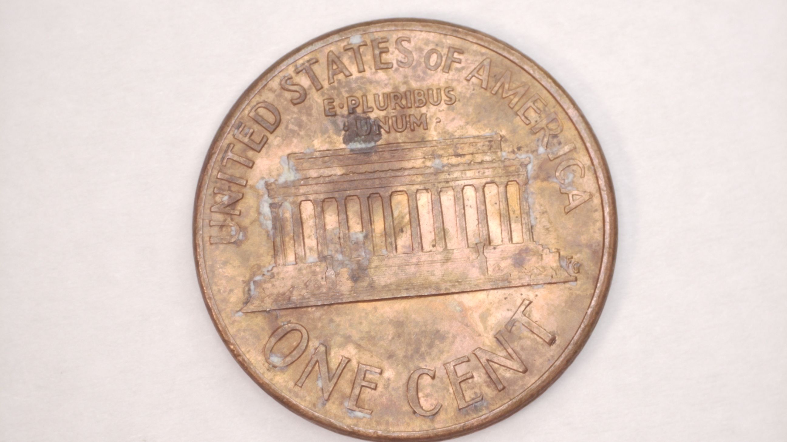 1989-Lincoln-Memorial-Penny.-Design-Variety-Error?