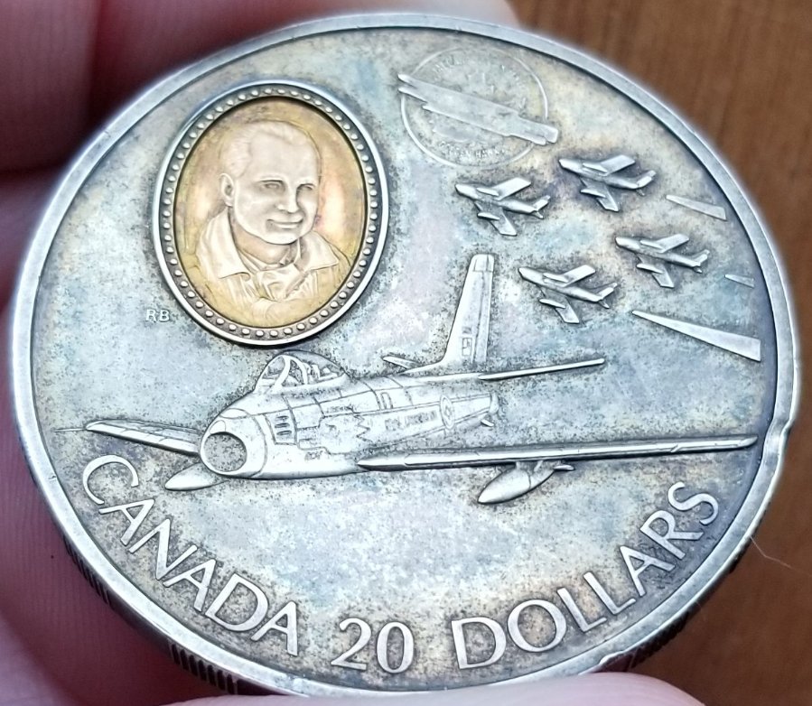 Post-A-Coin-Or-Medal-Devoted-To-A-Military-Subject