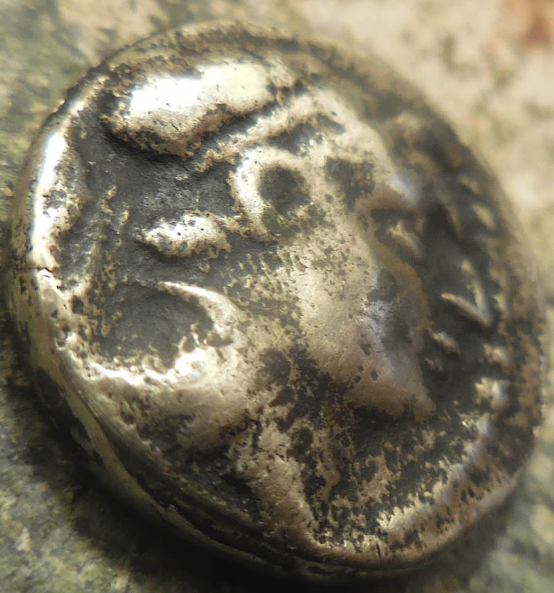 Do-Silver-Cast-Have-A-Bronze-Core?