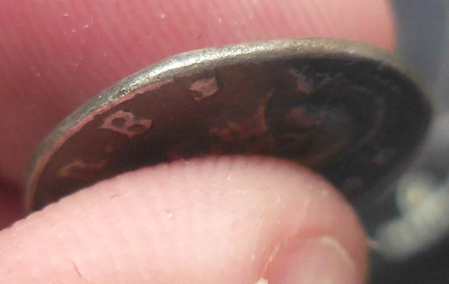 I-Just-Have-To-Open-This-Coin-For-Discussion,-Vrbs-Roma-She-Wolf-In-Silver