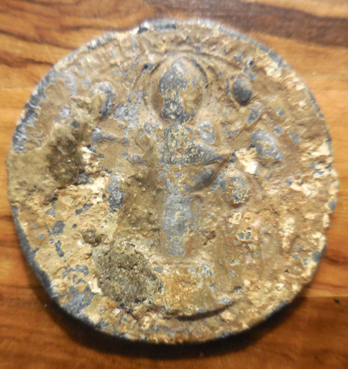Two-Neat-Byzantine-Lead-Seals,-43-MM-Large-Seal-&-22-MM-Cross-And-Stairs