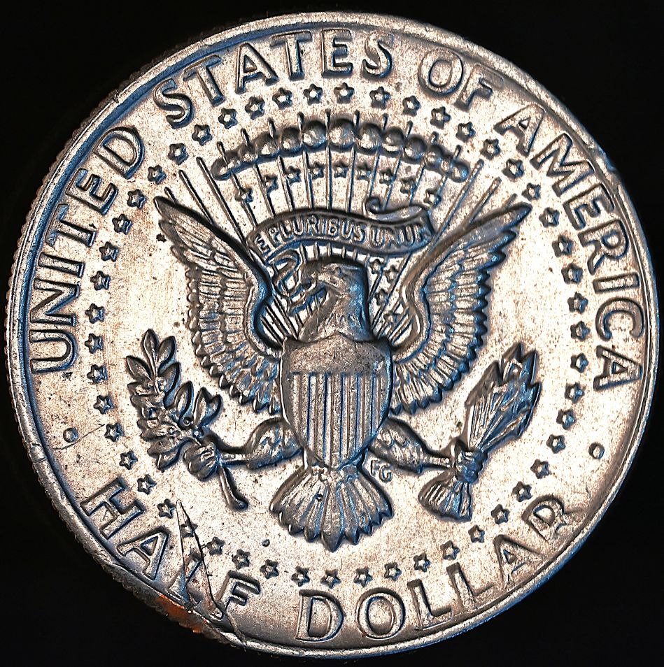1972-P-Kennedy-Half-Dollar-Reverse-Has-An-Interesting-Error-In-The-Lamination-And-Possible-Clip