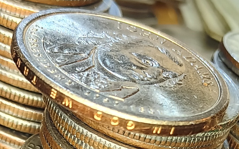 2007-John-Adam's-Dollar-Coin-Errors.