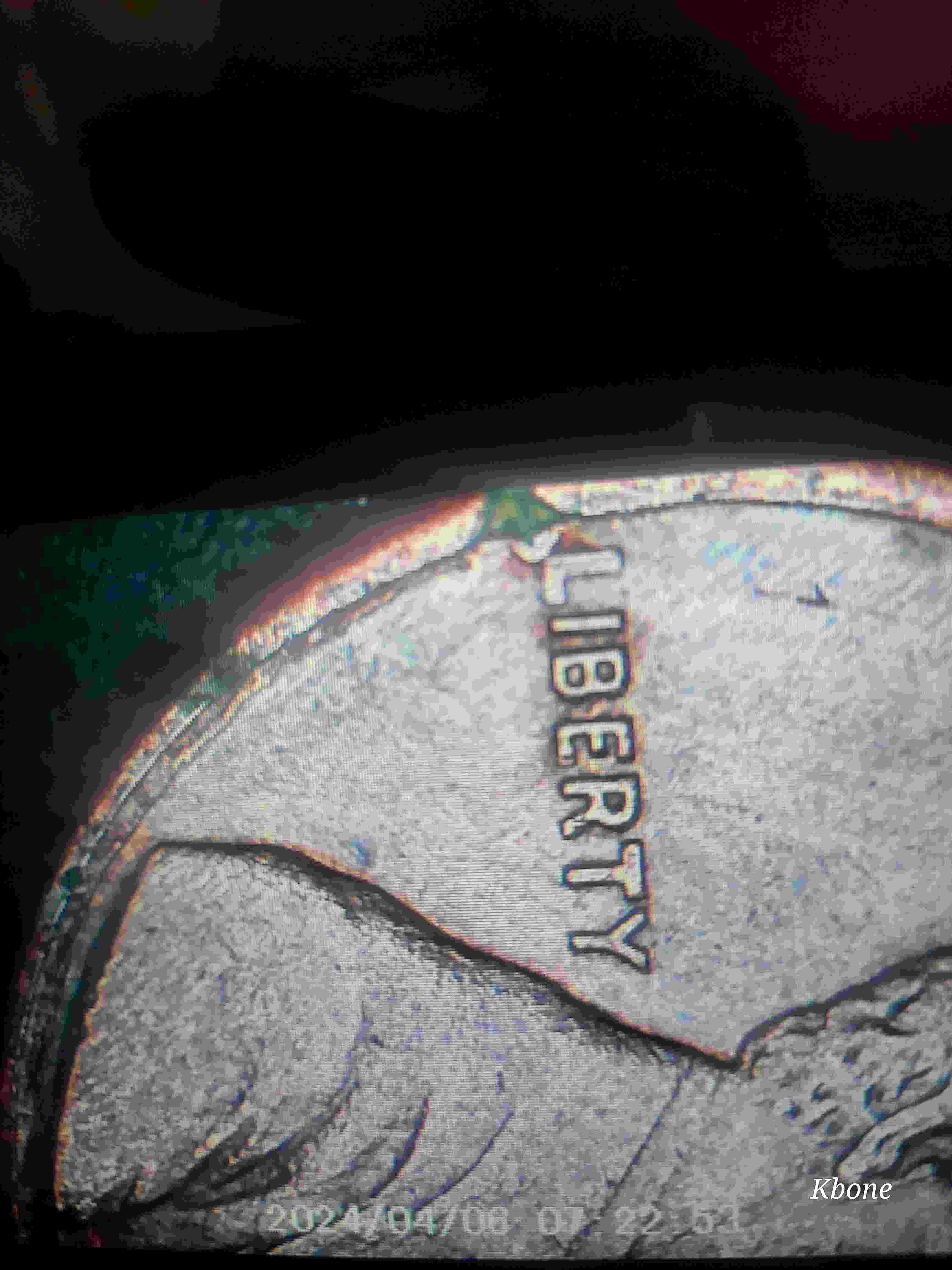 1984-Denver-Mint-Mark-Lincoln-Cent-With-Something-Going-On?