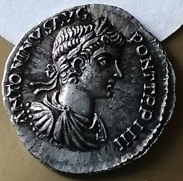 Help-Identifying-Antoninus-Pius-Coin-138-161-Ad