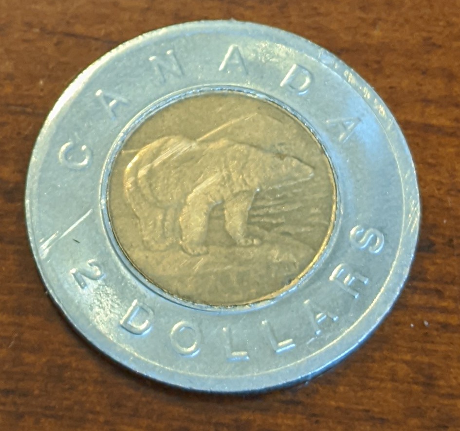 2004-Toonie-With-Stange-Colour?