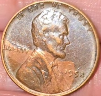 1952-Penny-Has-Different-Shades-Of-Color-On-Back-And-Front-Not-Sure-If-This-Is-An-Error