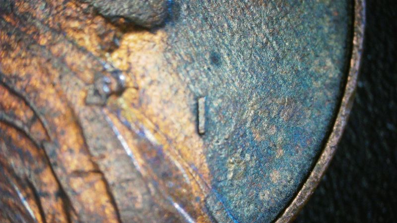 198?-D-Lincoln-Penny-Missing-The-Date-And-Rust-On-Obverse