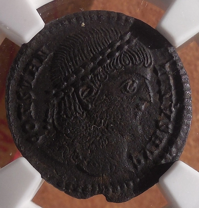 The-Late-Roman-Campgate