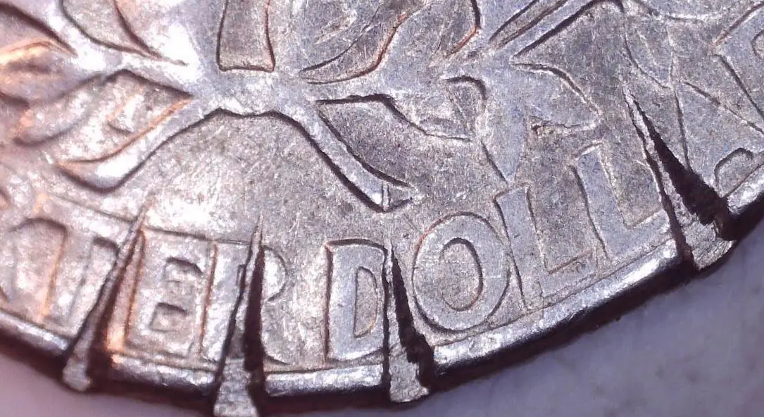 1965-Quarter--Is-This-A-Real-Mint-Error-Or-Damage-Outside?