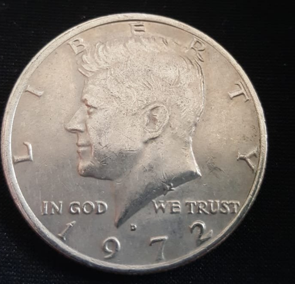 1972-D-Kennedy-Half-Dollar-With-Very-Faded-FG