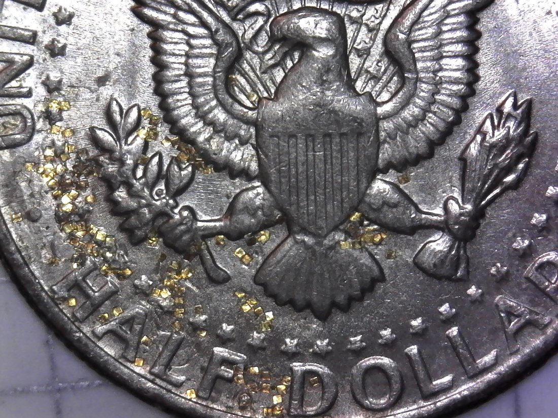 1971-P-Kennedy-Half-With-Small-Gold-Flakes?-What-Is-This?