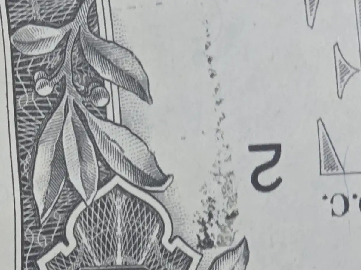 Ink-Tranfer-On2021-1-Dollar-Bill-Possibly?