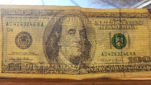 1996-100-Dollar-Bill-Back-Is-Upside-Down